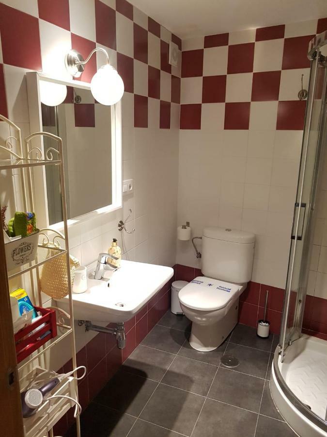 Apartamento Cine Colon Рібадео Екстер'єр фото