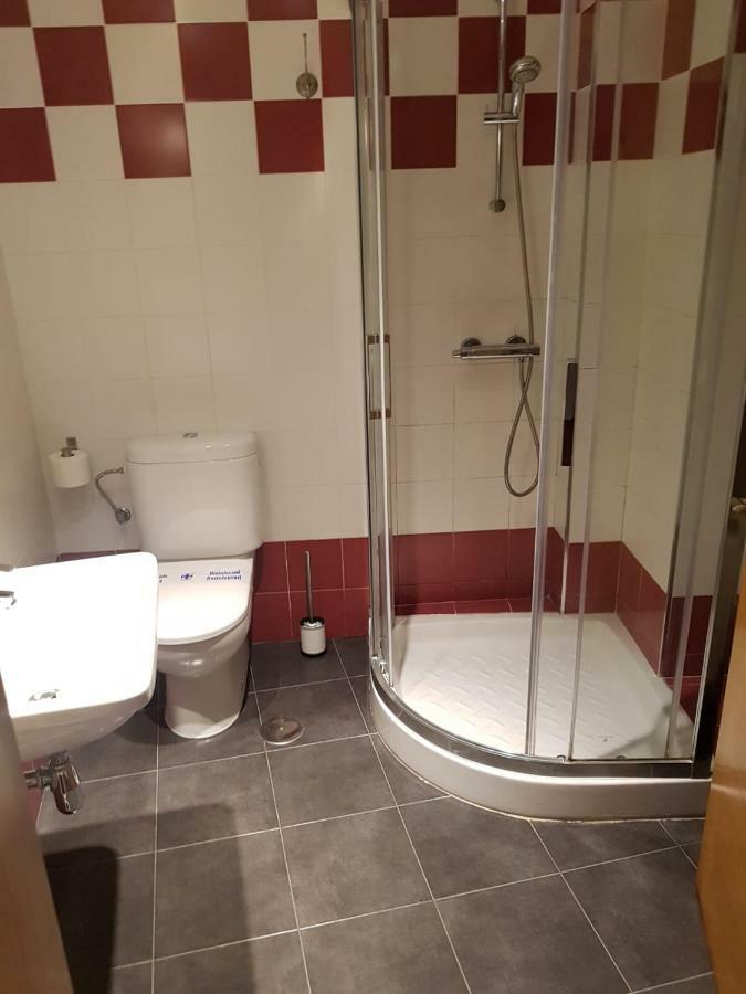 Apartamento Cine Colon Рібадео Екстер'єр фото